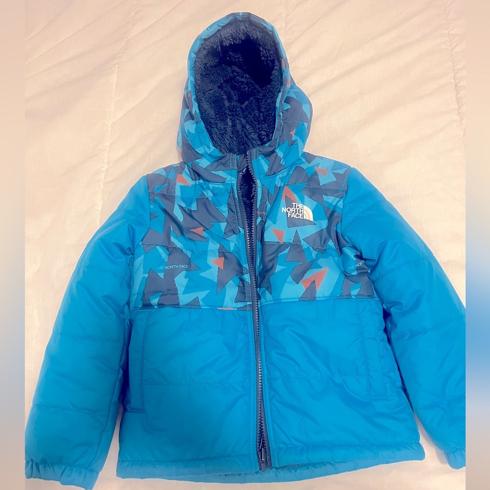 North face kid size 5t reversible very good condition